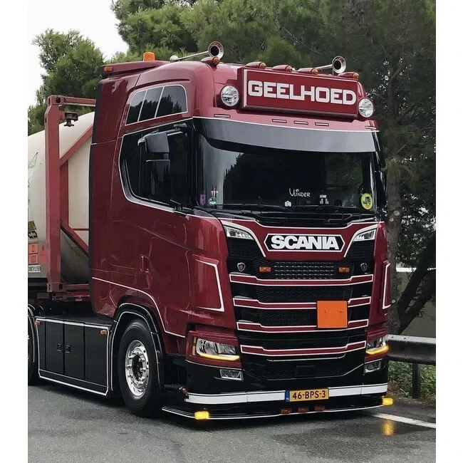 Sluneční clona Scania NTG, Fox Parts 40 cm, zaoblená, hliník 