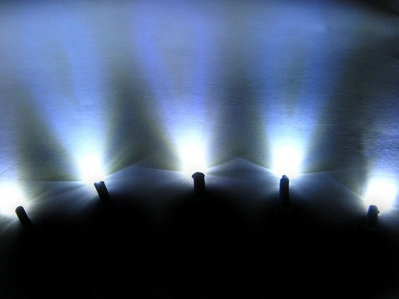 Sada 10 LED X-Lazer světel do interiéru Kamionu 24V - Bílé