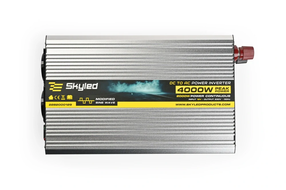 Měnič napětí Skyled 12V/230V, 4000W (2000W trvalý), modifikovaný Sinus