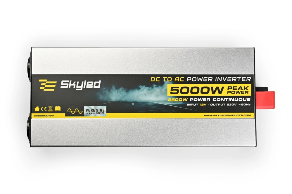 Měnič napětí Skyled 12V/230V, 5000W (2500W trvalý), čistý Sinus