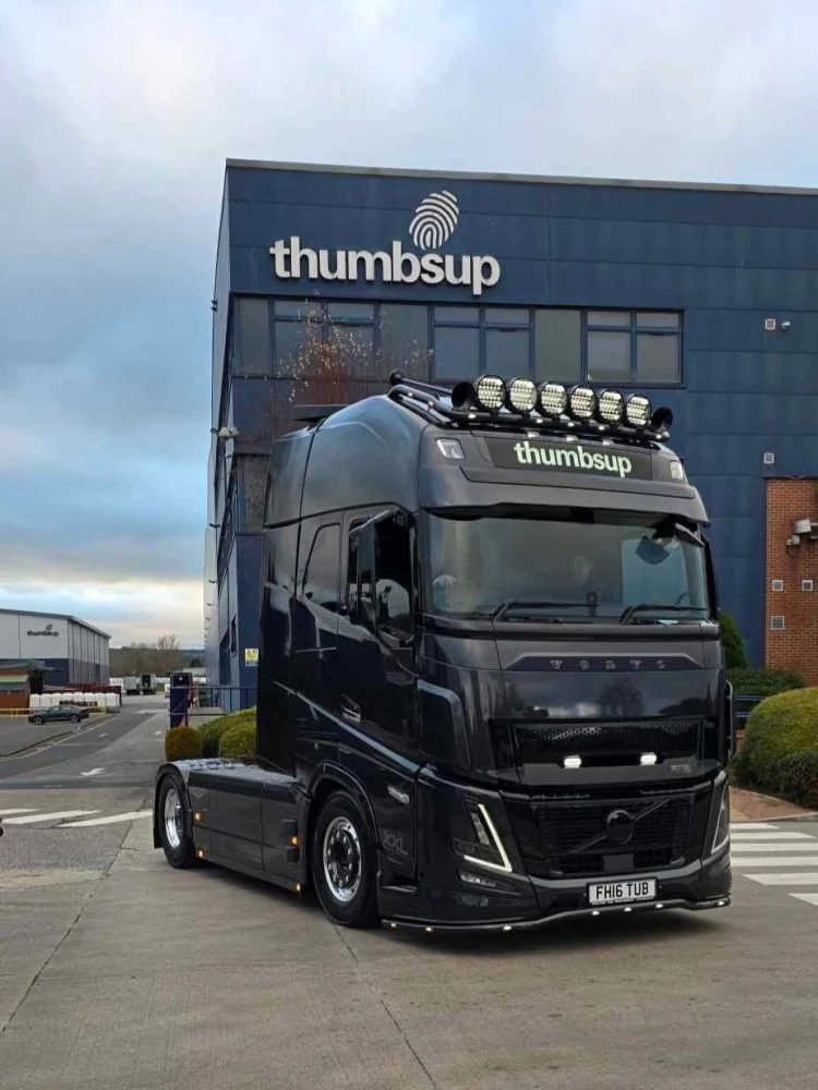 Nerezový rám pod nárazník Kelsa LoBar pro Volvo FH AERO 24- s originálním spoilerem