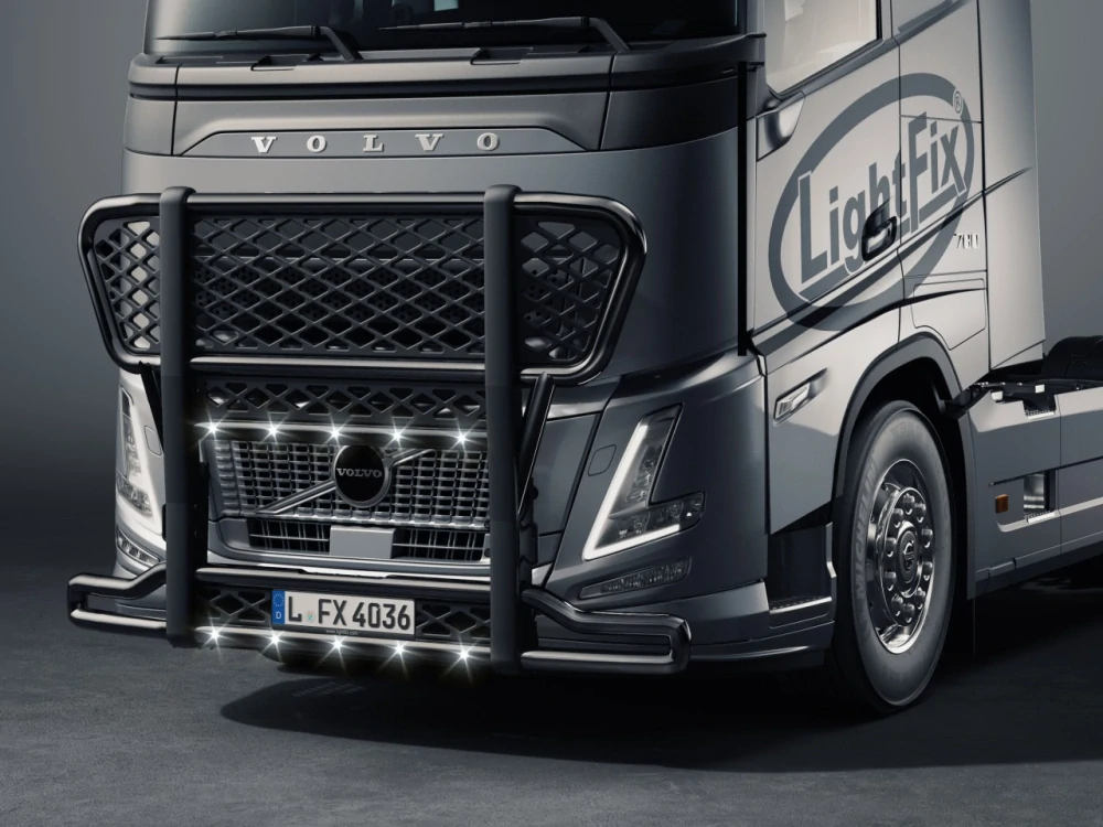 Přední ochranný rám LightFix FRONT-PROTECT "BIG NORDIC" pro VOLVO - FH AERO