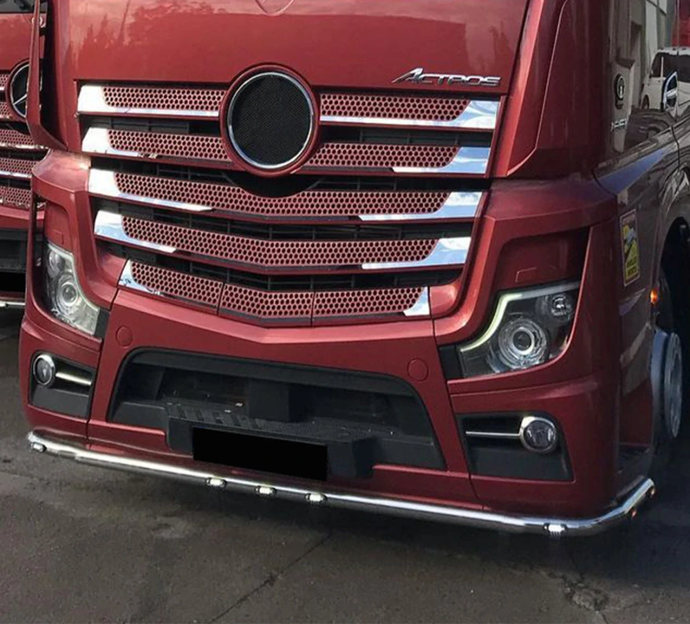 Nerezový ochranný rám nárazníku pro Mercedes Actros MP4 a MP5 – široká kabina, listové odpružení