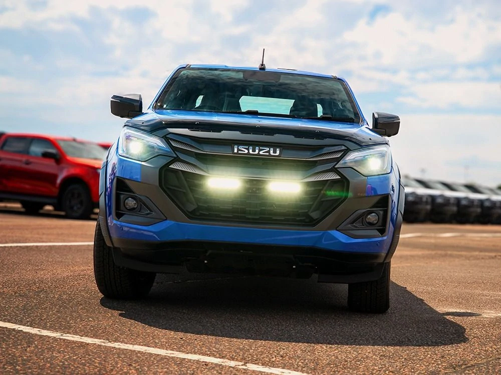 Sada světel do masky Lazer pro Isuzu D-Max (2026-), linear-6