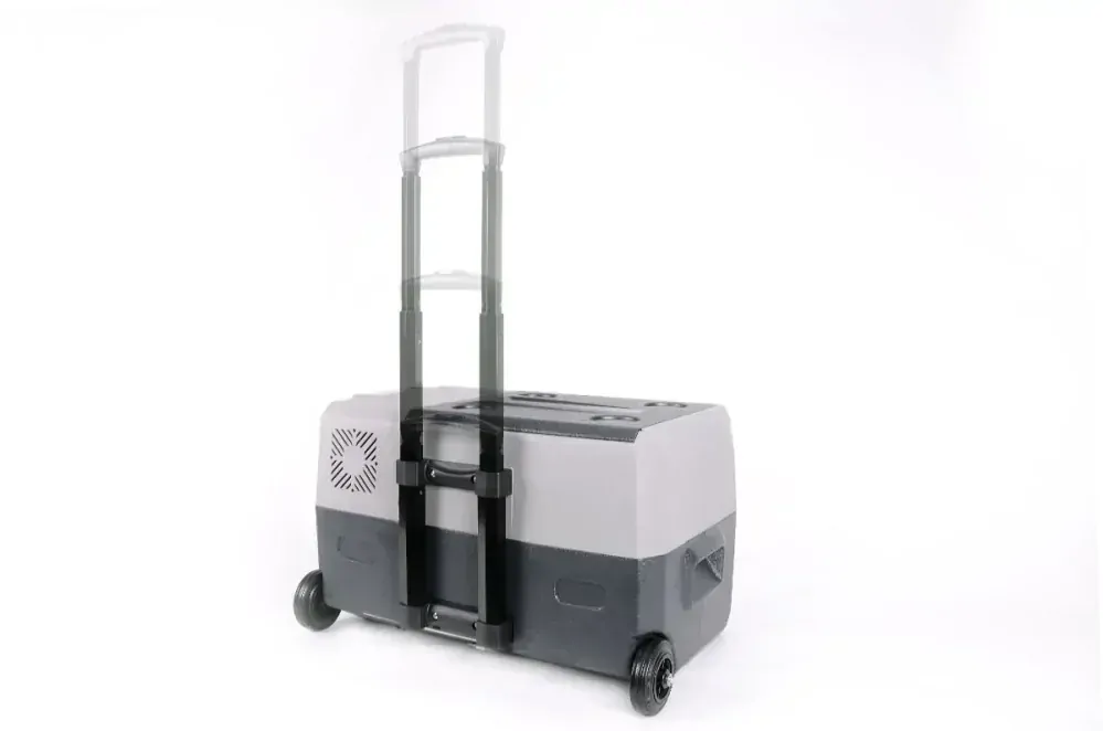 Přenosná kompresorová autochladnička Vigo Cool V30W, 30 l 12/24/230V, Rukojeť a kolečka