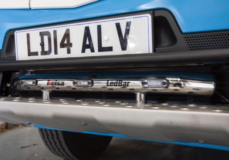 Přední nerezový rám/lišta Kelsa LedBar pro  Mercedes Arocs Streamspace 2.3m