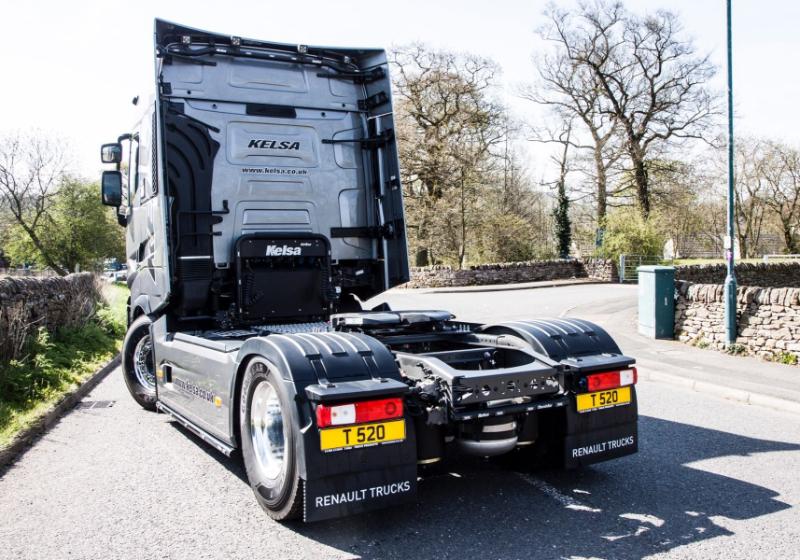 Zadní nerezový rám Kelsa BakBar pro Renault T Range Long Haul Sleeper