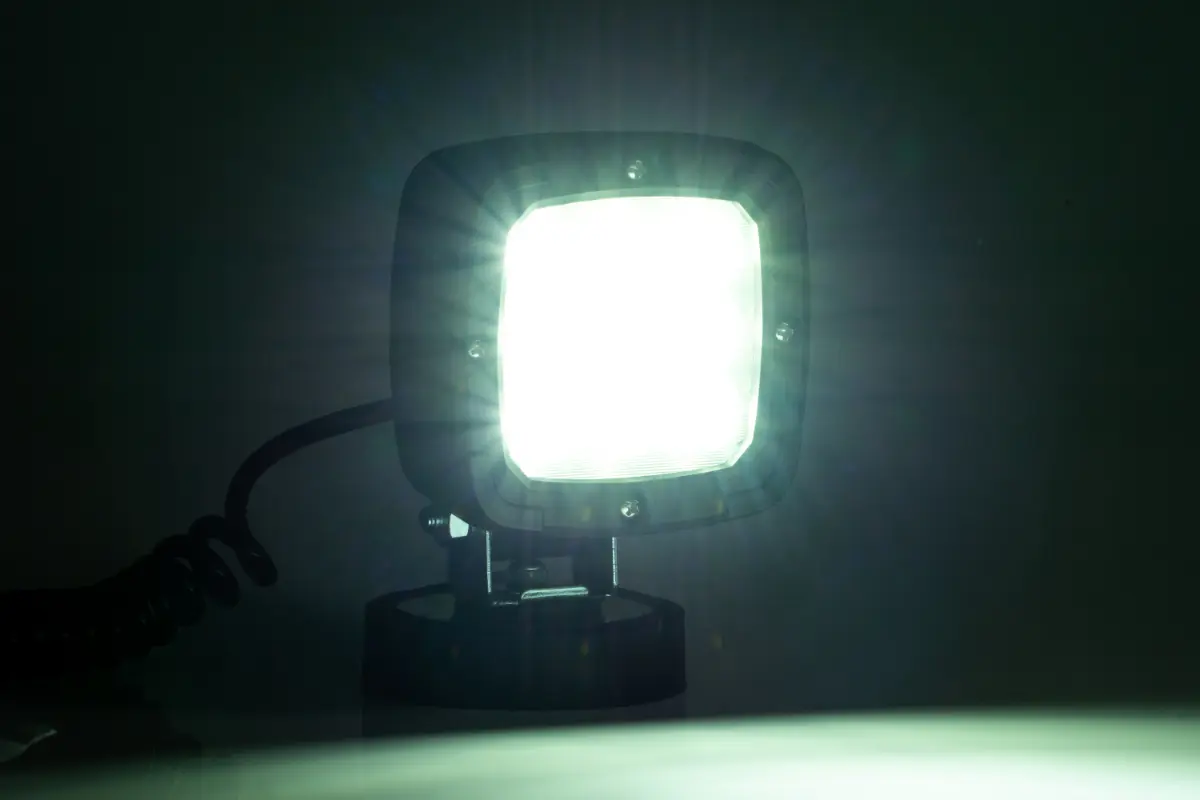 LED pracovní světlo Fristom, 100mm, 12-24V, 1800 lm, 9 LED, černé