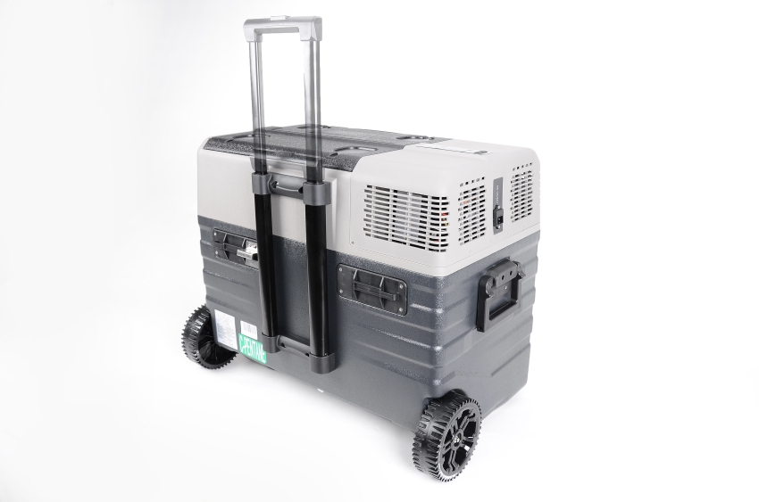 Přenosná kompresorová autochladnička Vigo Cool V52W, 52 l, 12/24/230V, Rukojeť a kolečka