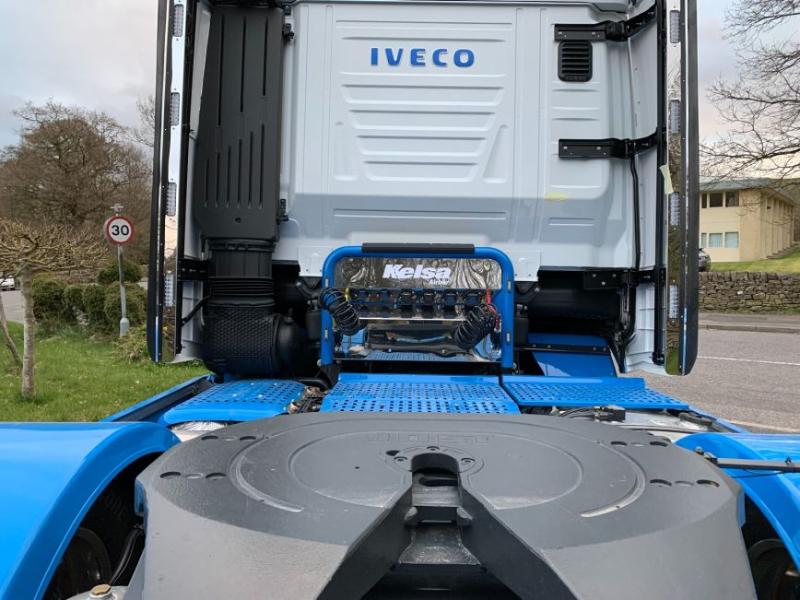 Nerezový rám Kelsa AirBar pro Iveco S-Way