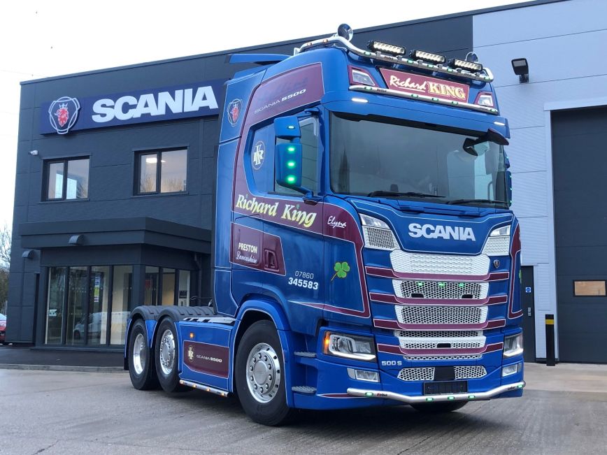 Nerezový rám pod nárazník Kelsa LoBar vysoký a střední nárazník pro Scania Next Generation R&S