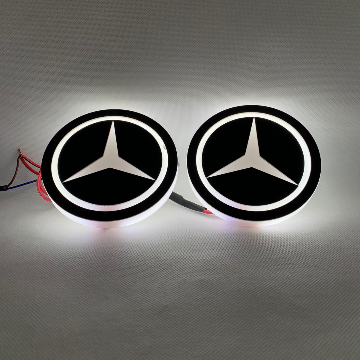 LED podsvícený znak MERCEDES 24V, Studená bílá 2ks