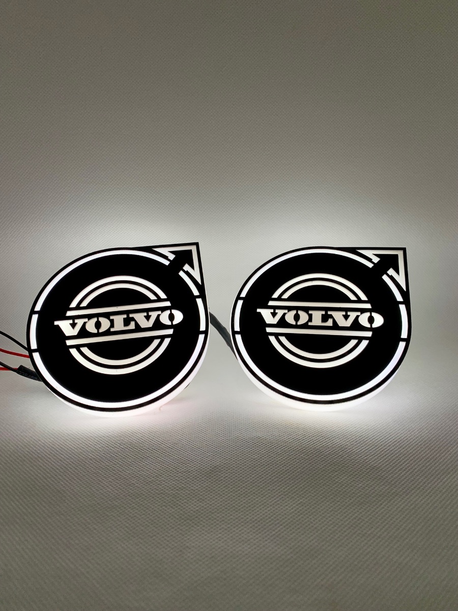LED podsvícený znak VOLVO, Studená bílá 2ks