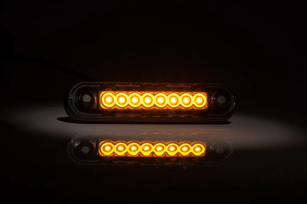 LED poziční světlo dlouhé, 12-30V zamtavené- Oranžové