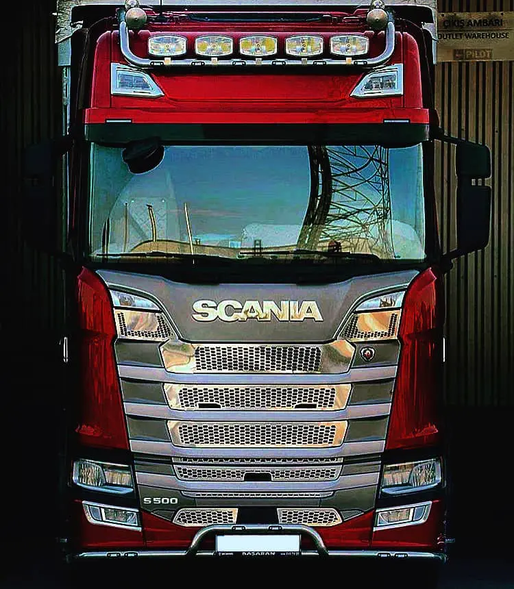 Sada nerezových lišt na masku pro Scania New Generation S