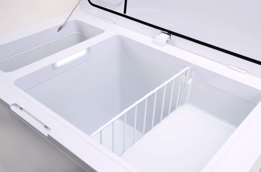 Přenosná kompresorová autochladnička Vigo Cool V35H, 35 l, 12/24/230V Bílá