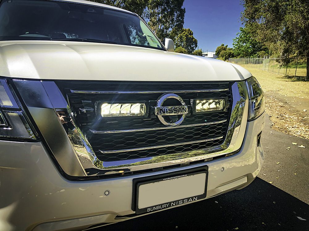 Sada světel do masky Lazer pro Nissan Patrol Y62 (série 5), Triple-R 750