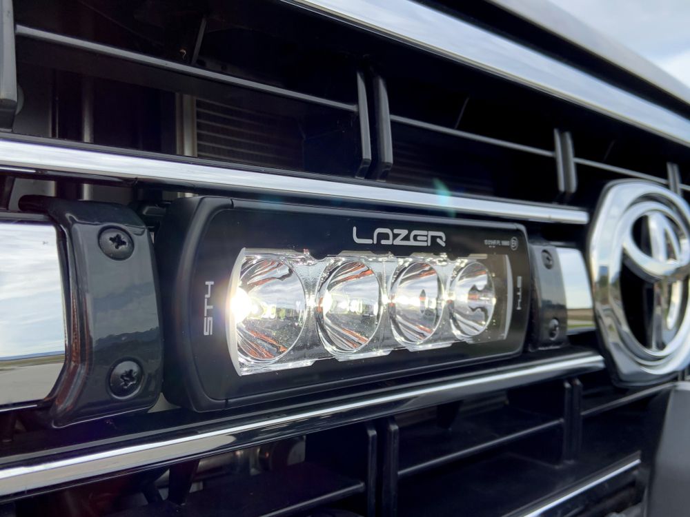 Sada světel do masky Lazer pro Toyota Land Cruiser 70 series (2007-2023), ST4 Evolution