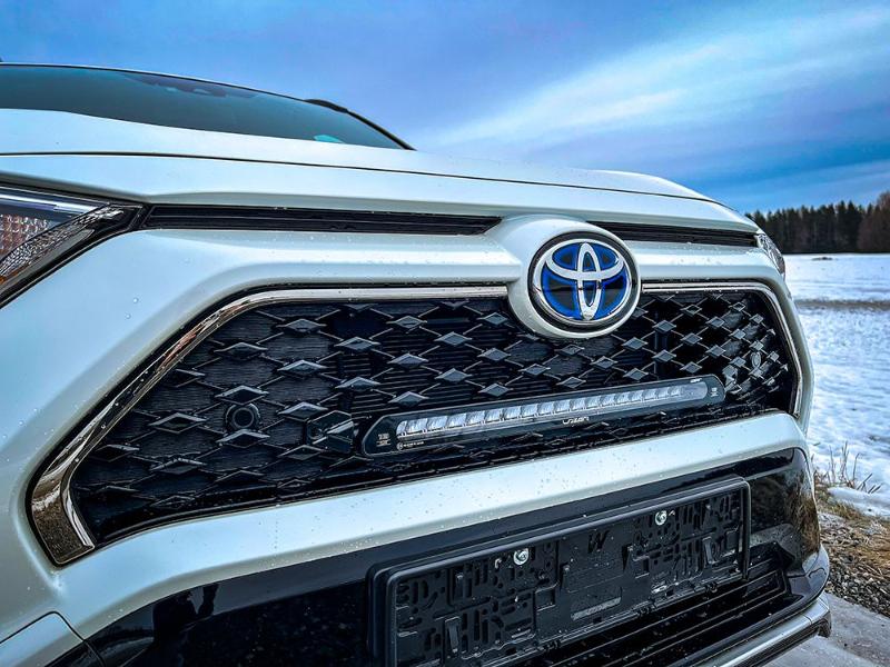 Sada světla do masky Lazer pro Toyota Rav4 Plug-In Hybrid (2020+), Linear-18/Glide