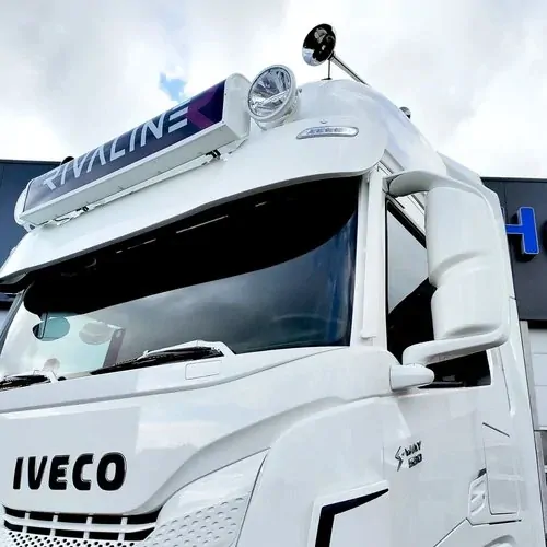 Sluneční clona Iveco S-Way