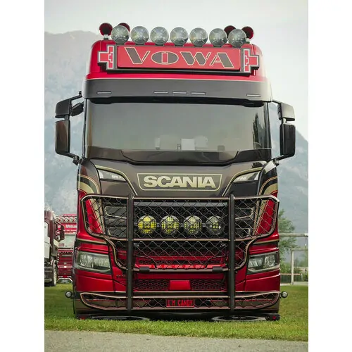 Sluneční clona Scania New generation s 5 výřezy dole