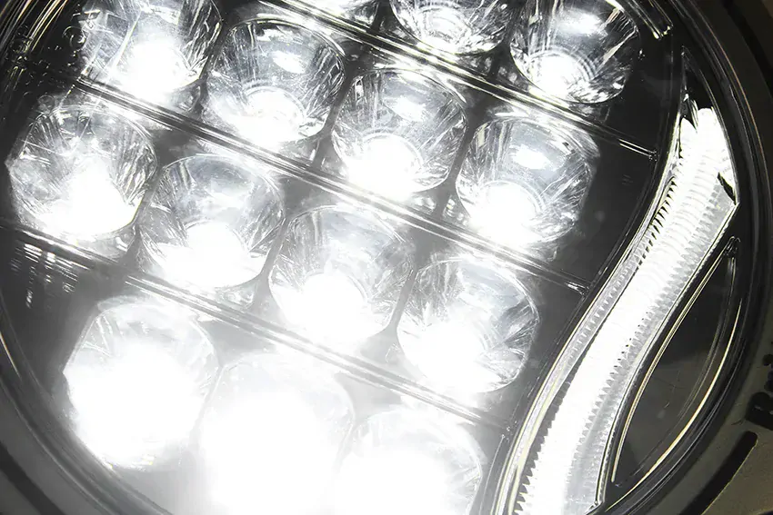 Reflektor Britax  Pathfinder LED  L100