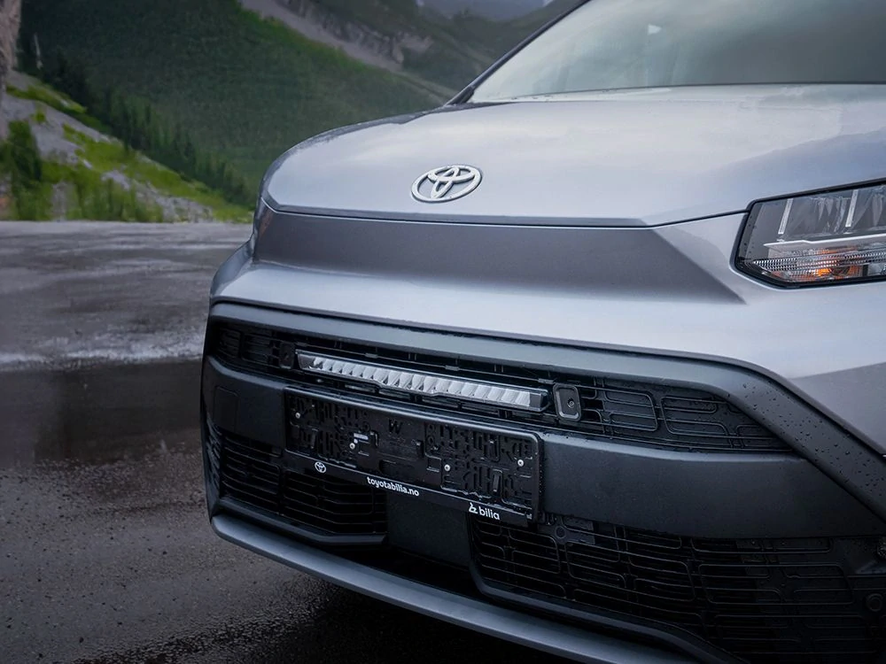 Sada světel do masky Lazer pro Toyota Proace City (2023+), Glide a Linear-18
