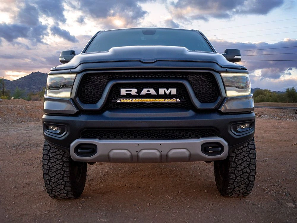 Sada světla do masky Lazer, pro Dodge RAM Rebel (2019-2024), linear-18/glide