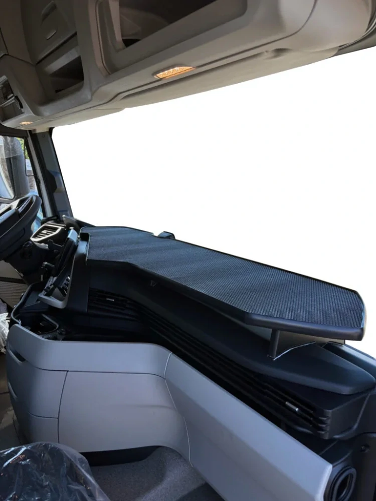 Polička boční dlouhá Iveco S-Way, X-Way 2025-