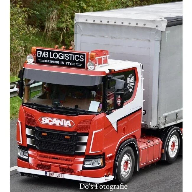 Sluneční clona Scania NTG, Fox Parts 40 cm, zaoblená, hliník 
