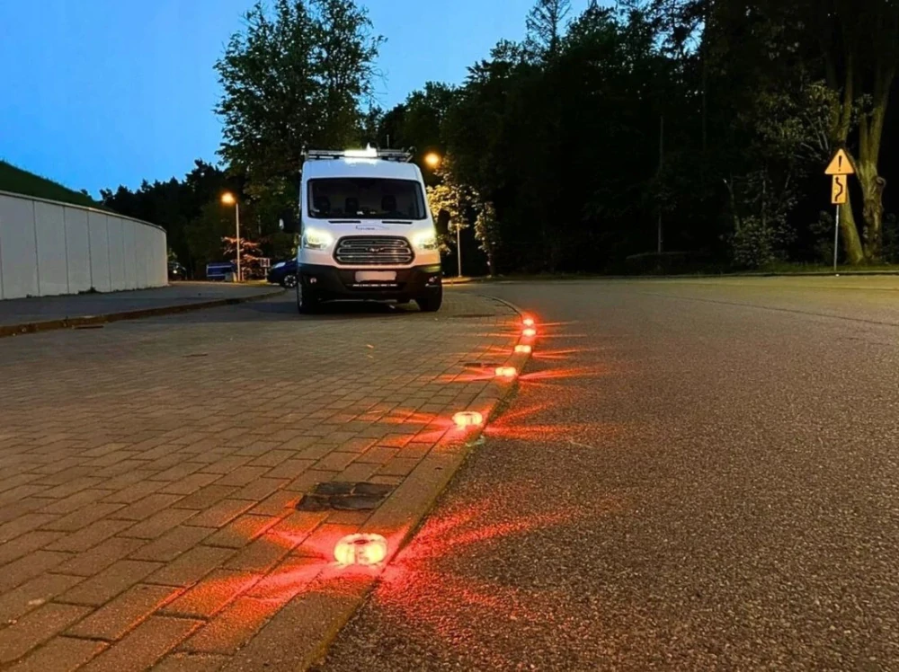 LED výstražné světlo nabíjecí 12 LED, sada 3 ks- Oranžové