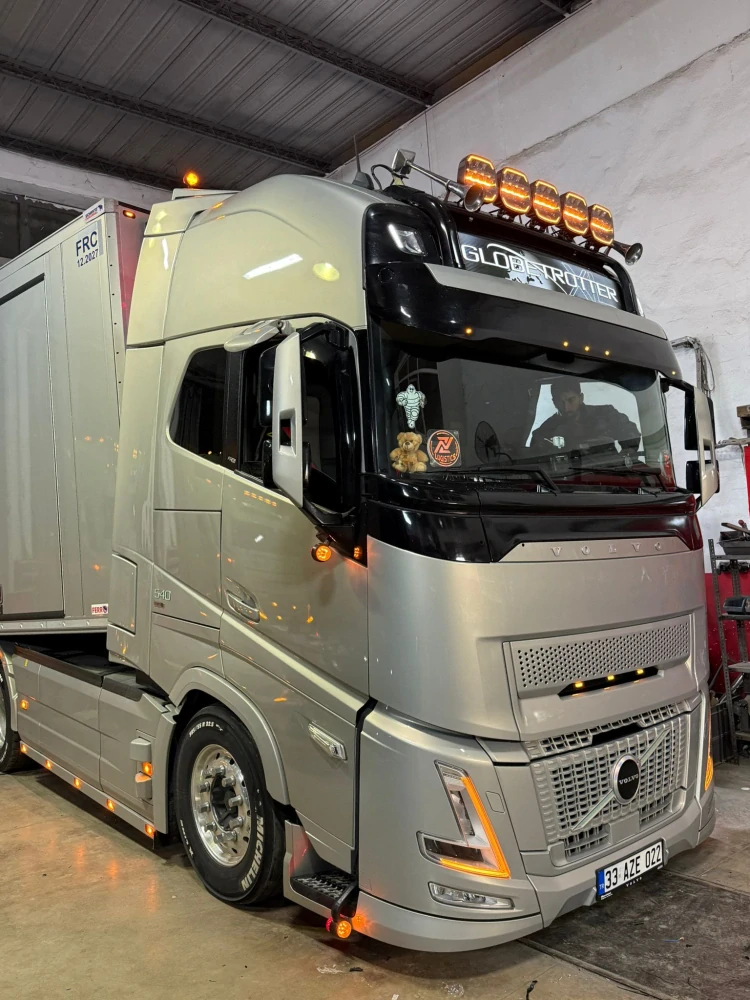 Boční mezinápravové lišty Volvo FH4. FH5, AERO, 3800 mm