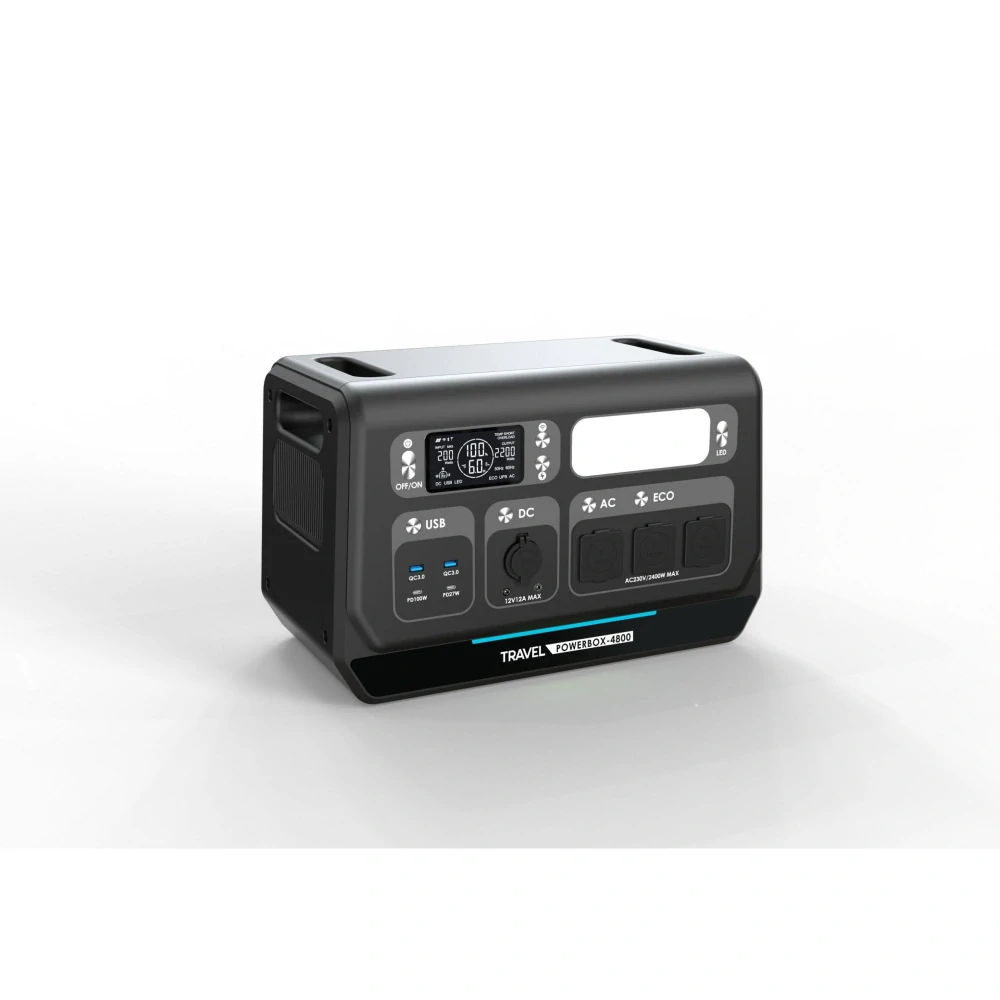 TRAVEL POWERBOX 4800 – přenosná nabíjecí stanice 2400 W / 2048 Wh LiFePO4 s čistou sinusoidou