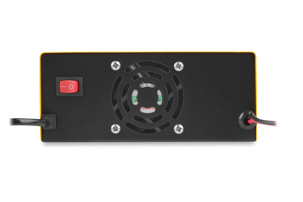 Automatická nabíječka autobaterií Volt Polska SMART A80 6/12/24 V, 15 A