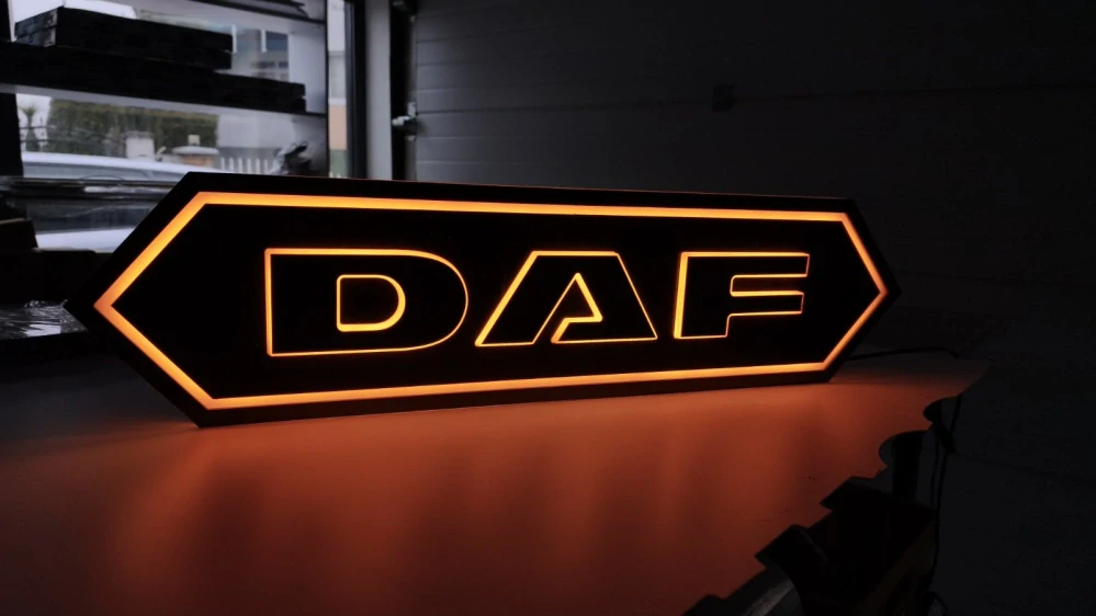 LED nápis Daf 800x200mm, venkovní i vnitřní, 24V