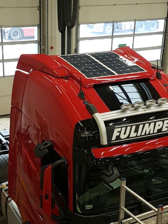 Střešní spoiler se solárními panely VOLVO FH4 a FH5 Globetrotter XL 2x 110W 24V