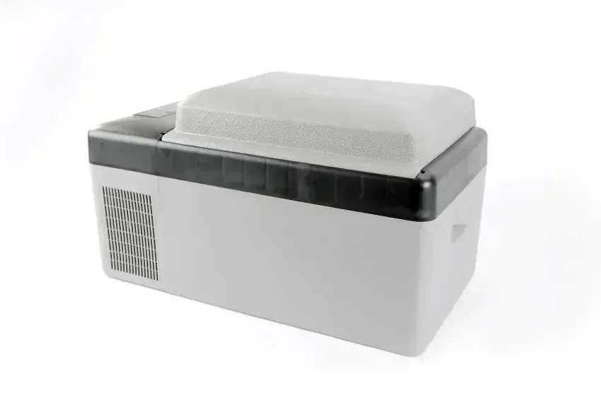 Přenosná kompresorová autochladnička Vigo Cool V20, 20 l, 12/24/230V