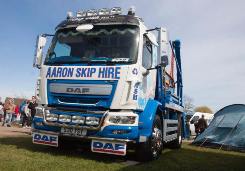 Přední nerezový rám Kelsa MultiBar 18T pro  DAF LF Euro6 45/55 se sluneční clonou
