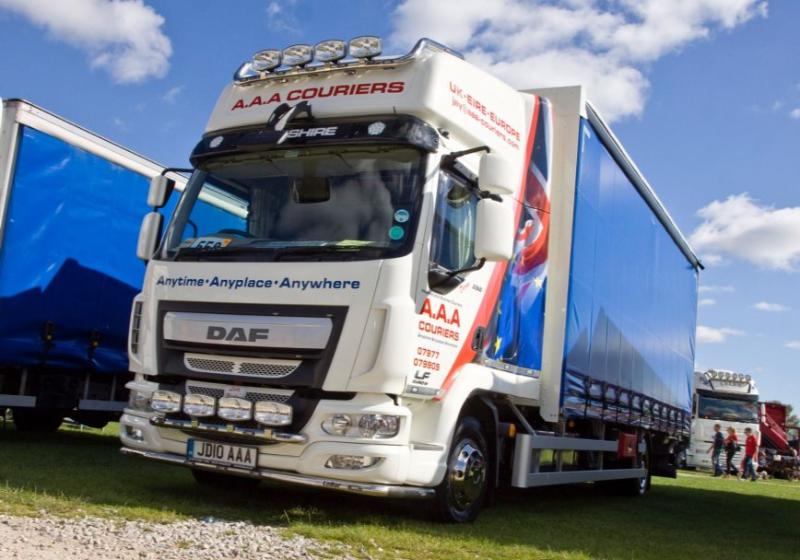 Přední nerezový rám Kelsa MiniBar 15T pro DAF LF Euro6 45/55 se sluneční clonou
