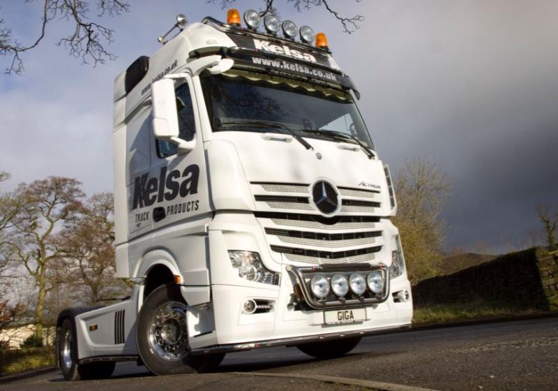 Střešní nerezový rám Kelsa HiBar pro Mercedes Actros 2012-on Gigaspace