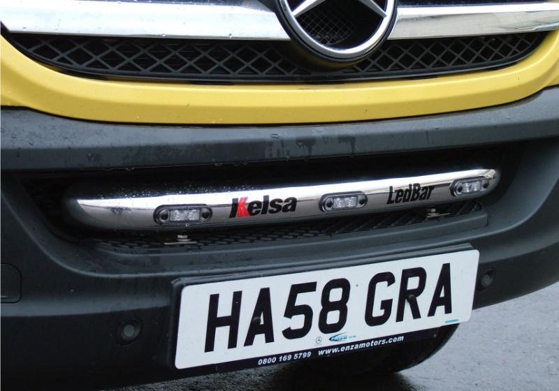 Přední nerezový rám/lišta Kelsa LedBar pro Mercedes Sprinter 2007-on Vysoká střecha