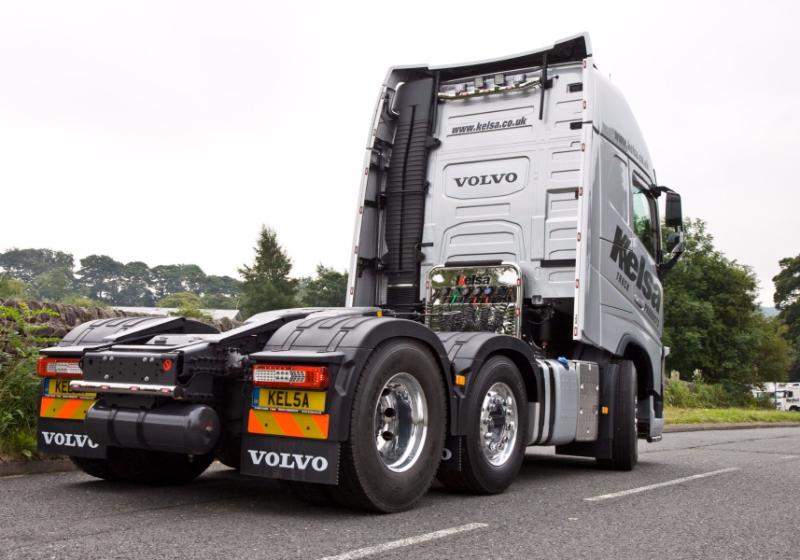 Nerezový rám Kelsa AirBar pro Volvo FH 2013- a 2021- Globetrotter XL