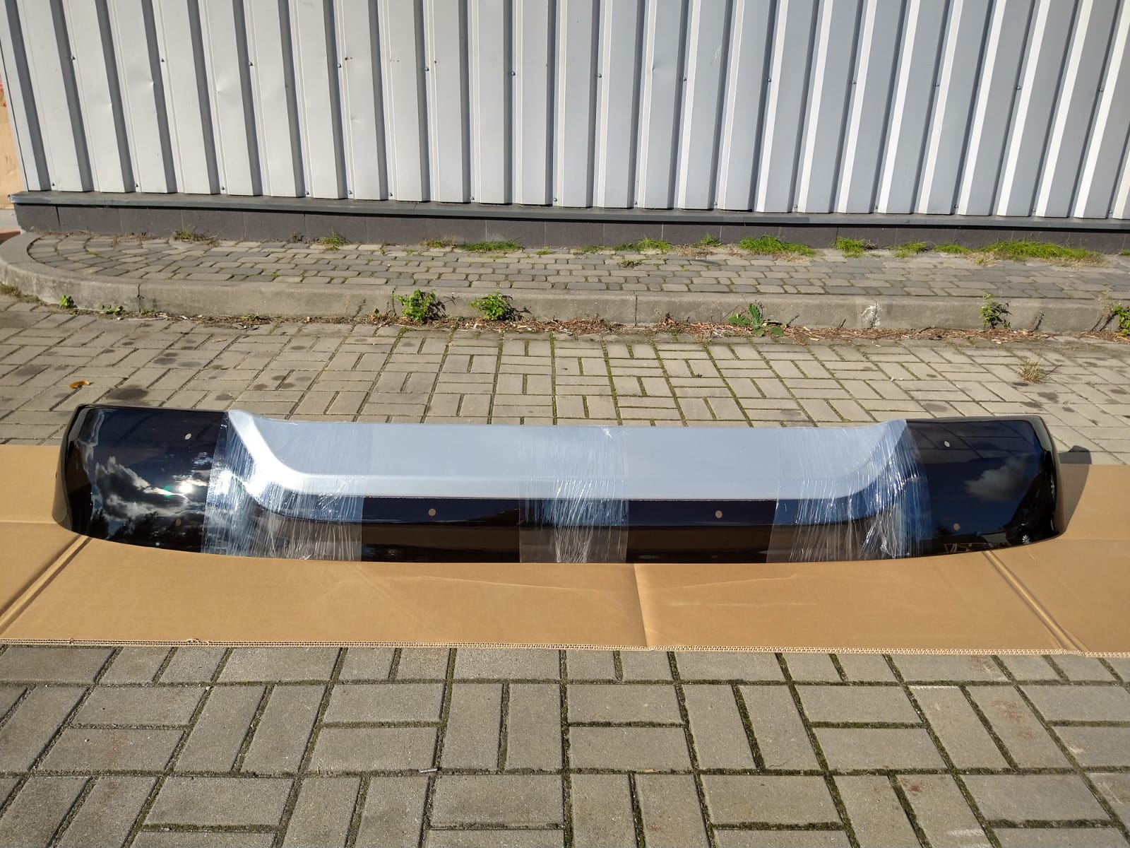 Sluneční clona DAF XF Space cab 2017-, art. AE5162AS- akrylová část včetně montážní sady
