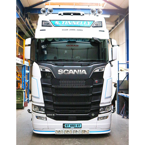 Sluneční clona pro Scania New Generation 30% hlubší než originál