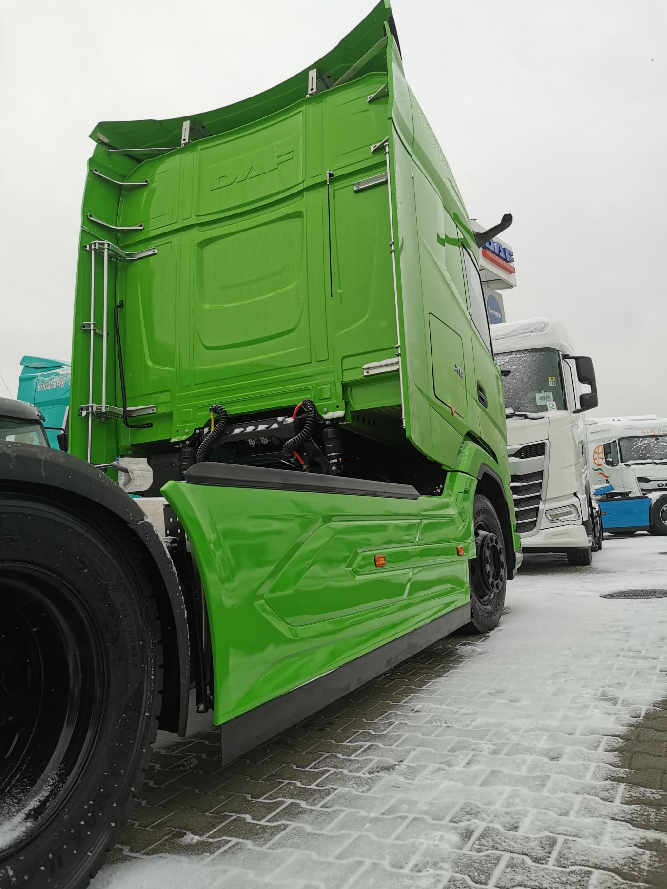 Mezinápravové spoilery DAF XF nové generace Standard