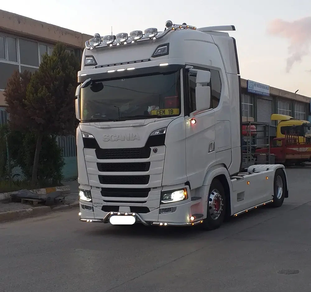 Střešní nerezový rám long pro Scanii NTG, 13 LED