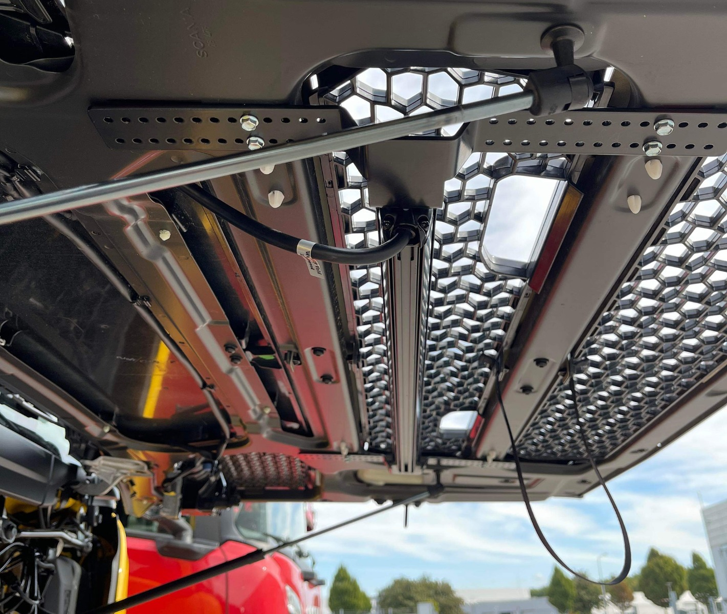 Sada pro uchycení LED baru do masky Scania NTG