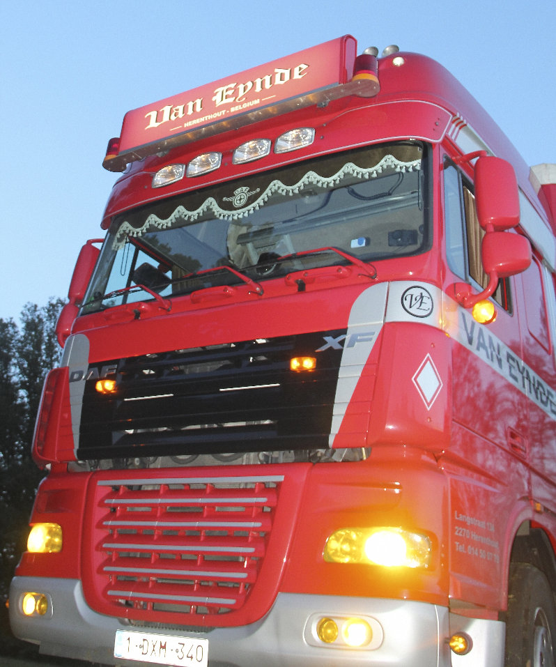 Sluneční clona DAF XF105/106 SUPER SPACE CS, 80mm hlubší, art. 5160S/komplet