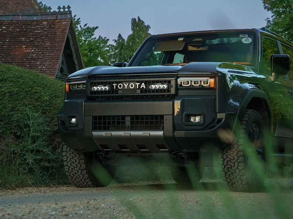 Sada mlhových světel Lazer, Toyota Land Curiser (2024+), Carbon-2