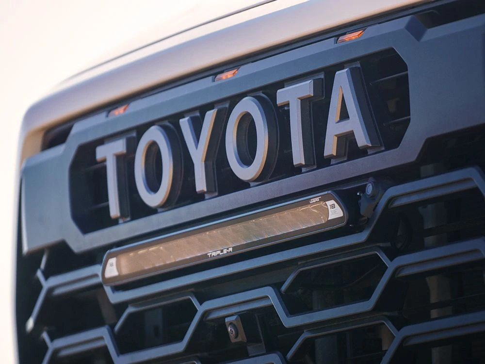 Sada světla do masky Lazer pro Toyota Tundra TRD PRO (2022+), Linear-18/Glide